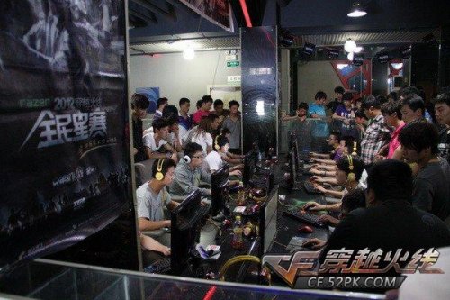 级赛事中 级赛事中