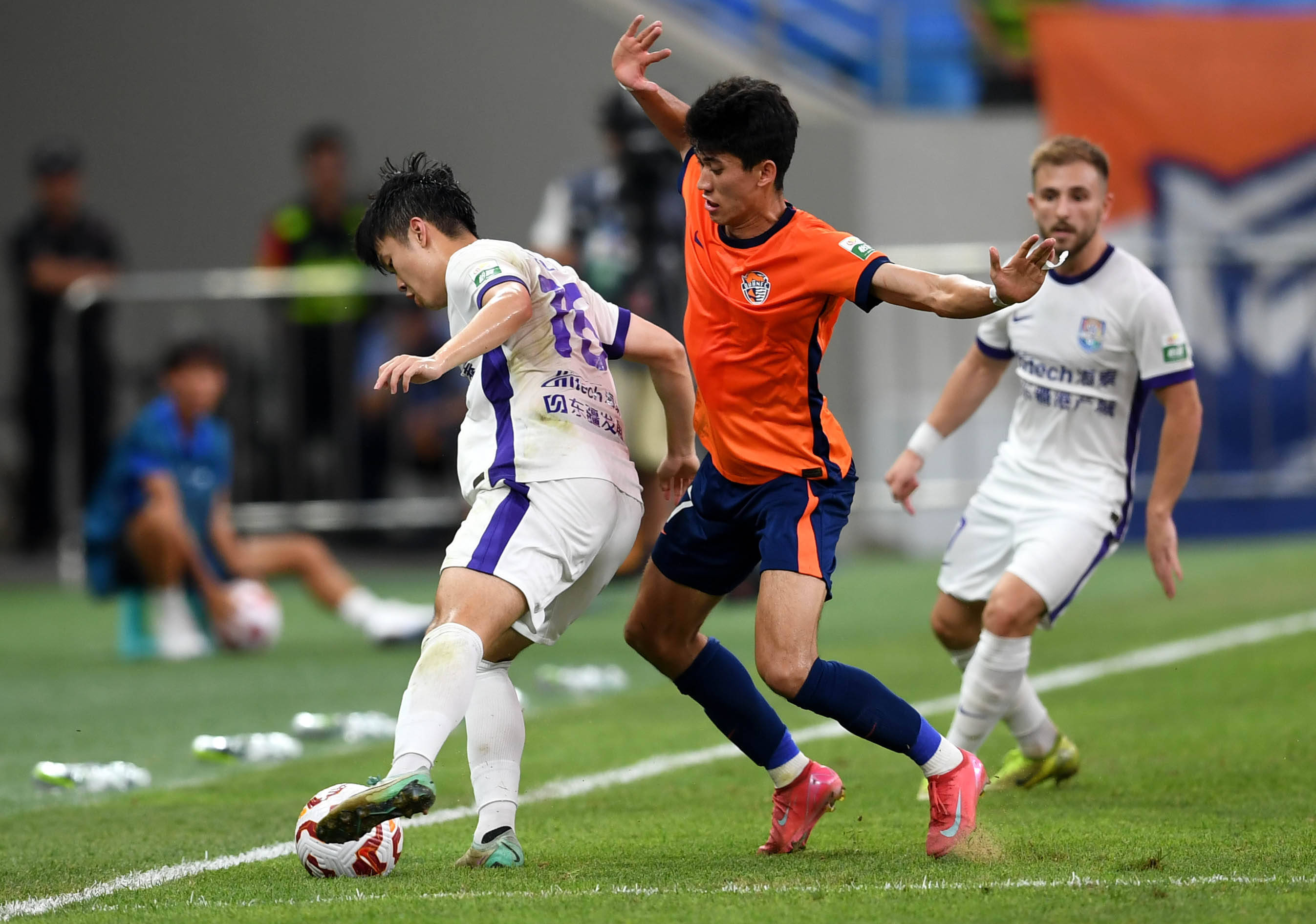 尤其是在比 尤其是在比