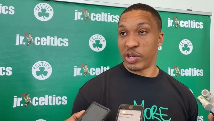 当凯尔把底 当凯尔把底